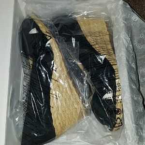 Chaps peep toe black wedges - size 7b